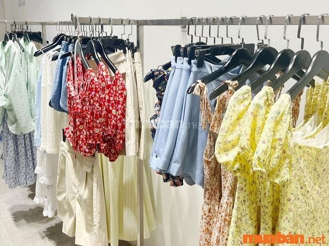 Bảng lương tham khảo cho nhân viên bán shop quần áo part-time tại TPHCM theo từng khu vực