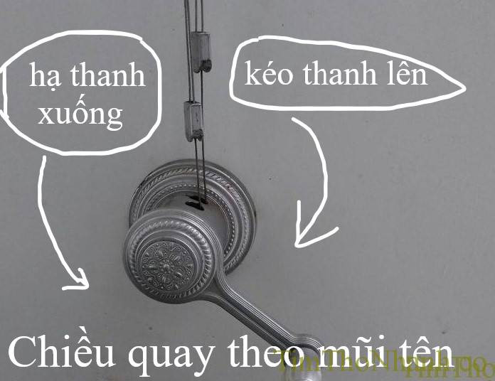 Hướng dẫn sử dụng tay quay giàn phơi quần áo đúng cách để nâng hạ thanh phơi, kéo dài tuổi thọ dây cáp