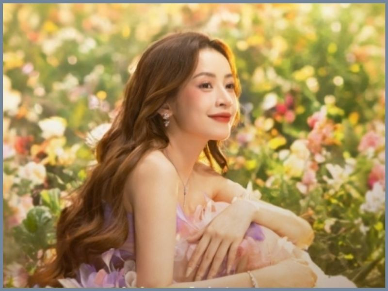 Kính râm, mũ rộng vành và túi cói, những phụ kiện không thể thiếu cho quần áo đi chơi mùa hè nữ