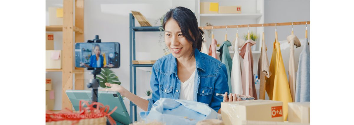 Quy trình nộp hồ sơ và cấp phép kinh doanh ngành bán lẻ thời trang online cho doanh nghiệp