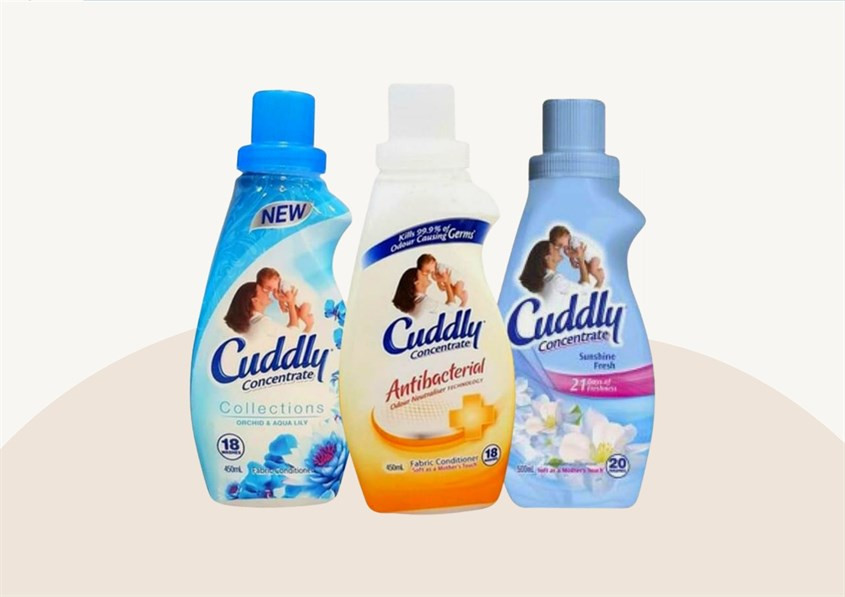 Các sản phẩm nước xả vải Cuddly với chiết xuất thiên nhiên, giữ hương thơm lâu và an toàn cho da nhạy cảm, đặc biệt là quần áo trẻ em.