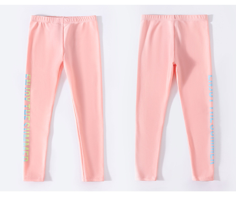 Chi tiết quần bơi dài và quần đùi của set quần áo bơi trẻ em 3 món cho bé gái