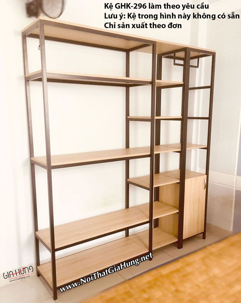 Mẫu kệ sắt treo quần áo GHK-296 tùy chỉnh cho anh Trí, Quận 12 với thiết kế độc đáo