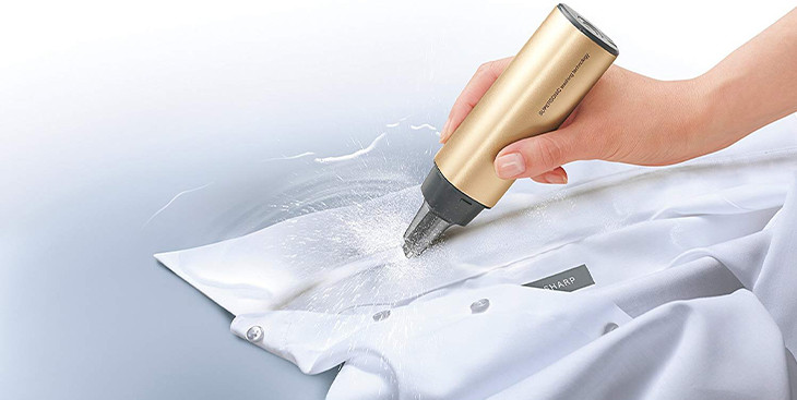 Máy giặt cầm tay mini hỗ trợ làm sạch các vết bẩn dầu mỡ cục bộ