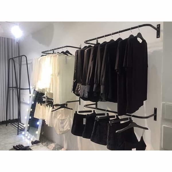 Móc treo quần áo gắn tường hình chữ U bằng kim loại chắc chắn, giải pháp tiết kiệm diện tích hiệu quả cho căn hộ nhỏ