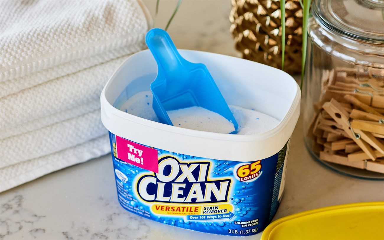 OxiClean - Cách hiệu quả loại bỏ vết ố vàng và làm trắng quần áo lâu ngày