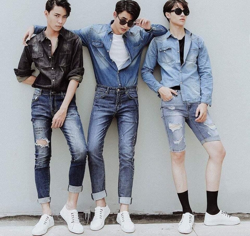 Tổng hợp từ vựng tiếng Anh miêu tả các loại quần áo nam phổ biến như áo khoác, thắt lưng, quần shorts