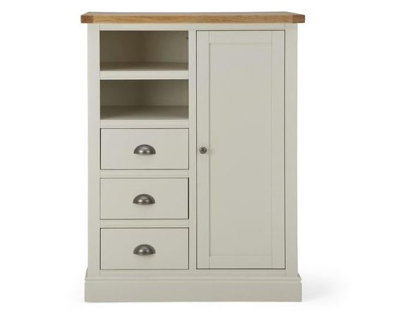 Tủ đựng quần áo mini dáng thấp màu gỗ tự nhiên, thiết kế nhỏ gọn giúp tối ưu không gian cho căn phòng hiện đại.