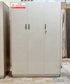 Tủ nhựa quần áo 3 cánh Đài Loan TGR298 màu vân gỗ sang trọng