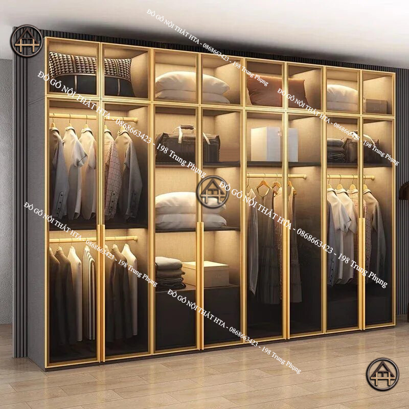 Tủ quần áo cửa kính sang trọng, phù hợp phong cách tân cổ điển Châu Âu