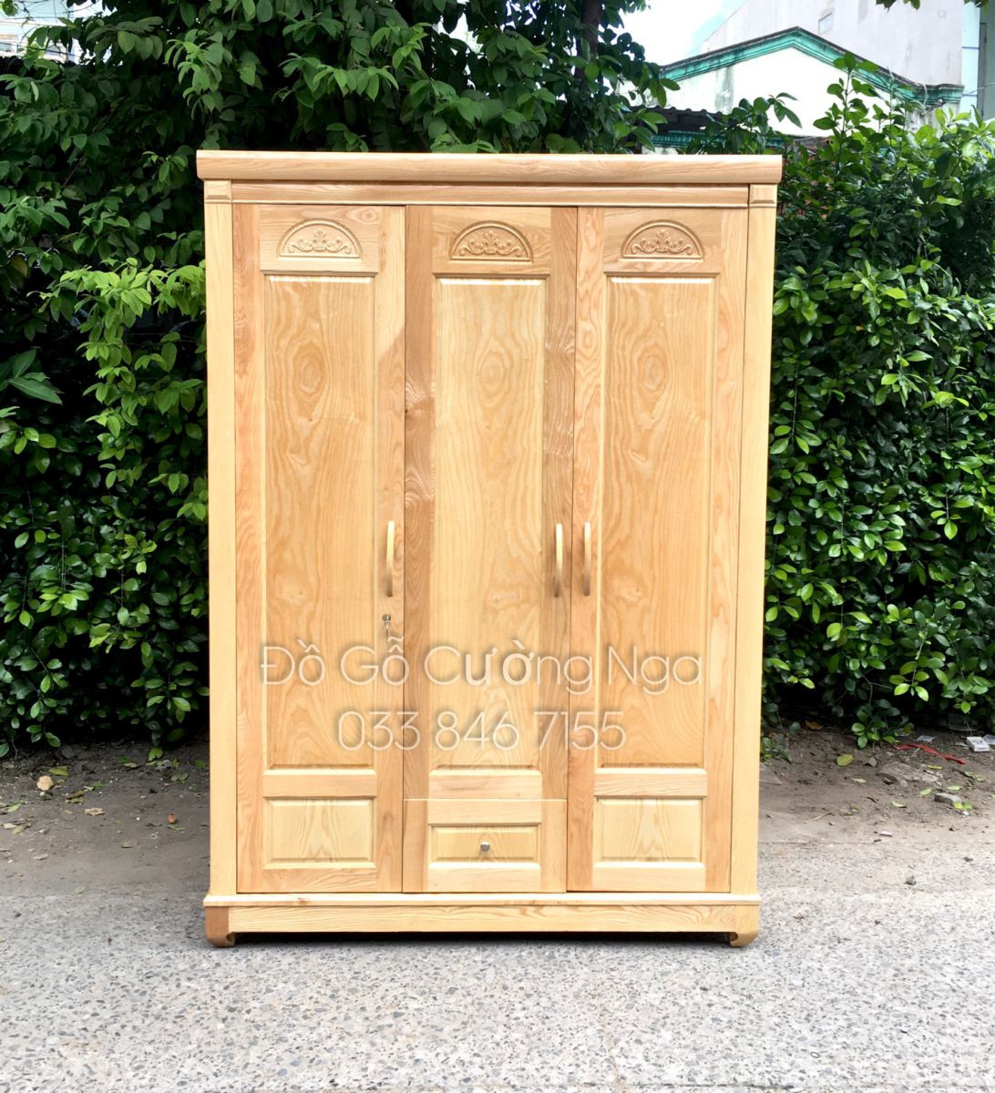 Tủ quần áo gỗ sồi Nga 3 cánh, kích thước 1m6, với vân gỗ tự nhiên đẹp mắt và tông màu sáng.