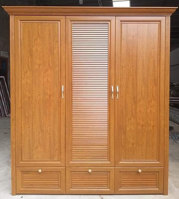 Tủ quần áo nhôm Omega cao cấp với thiết kế cửa lùa hiện đại, vân gỗ tinh tế
